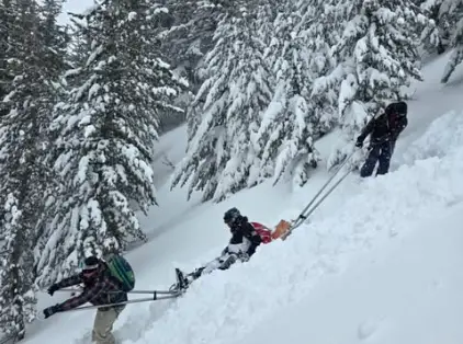 Tri skijaša izazvala lavinu na Brezovici, jedan povređen